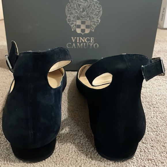 Vince Camuto suede black ankle strap flats size 8 medium - Picture 4 of 5